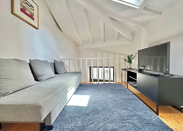 Youropo - Typical House Apartment