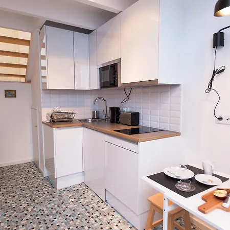 Youropo - Typical House *