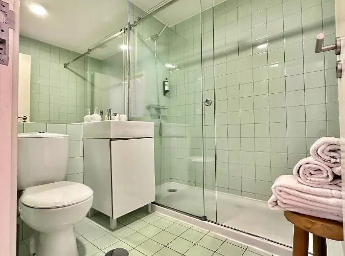 Youropo - Typical House * ポルト